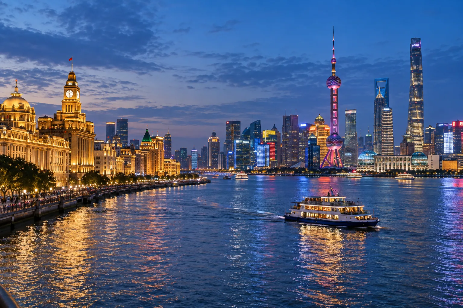 上海外滩到陆家嘴怎么走｜轮渡、地铁与两岸夜景路线对比